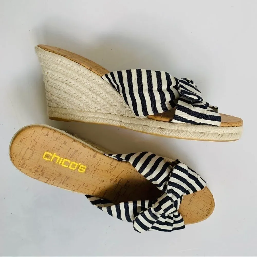 CHICOS BLUE CREAM NAUTICAL ESPADRILLE WEDGE SANDAL